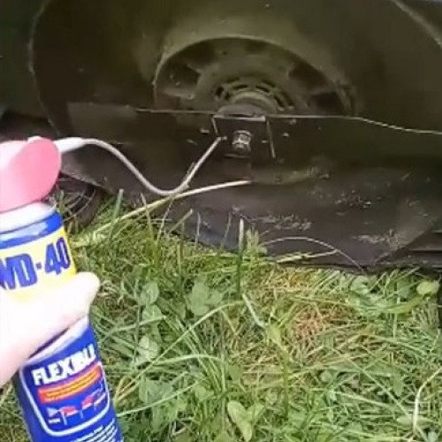 Szept Rdzy i Nowy Początek z WD-40