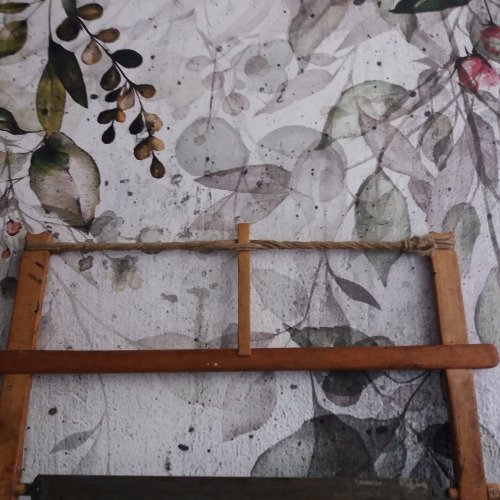 retro piła nad kominek