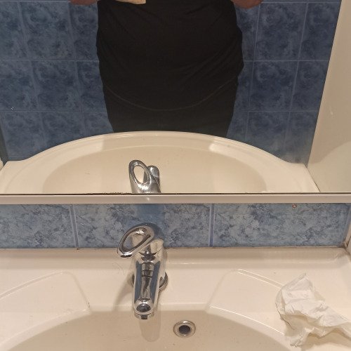 Lustro nie będzie pasować.