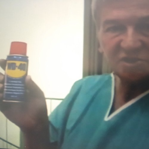 Zardzewiałe drzwi do windy"Nowa wersja.