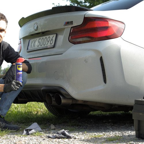 Zadbaj o detale i spraw, aby Twój wydech lśnił jak nowy!