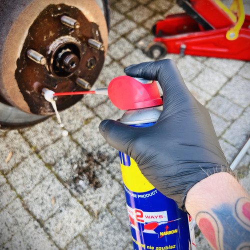 Koniec rdzy, koniec postoju WD-40 i wracasz do boju!