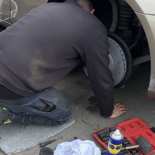 Wymiana klocków hamulcowych