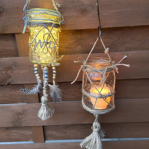 „Drugie życie w blasku świec”