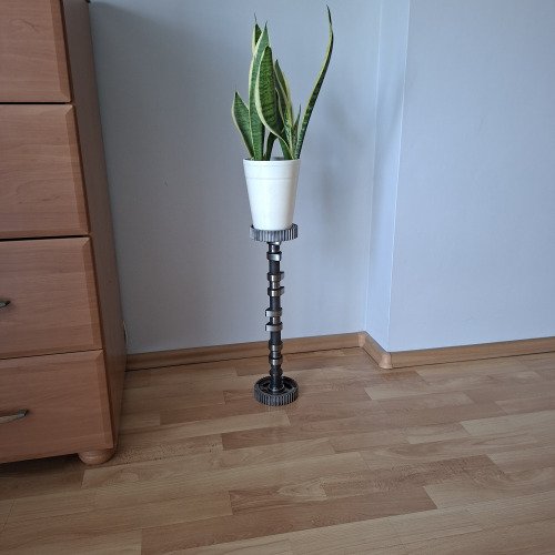 Upcyclingowy stojak na doniczkę lub świecę